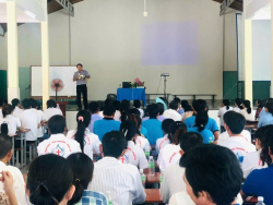 Lớp học bồi dưỡng nghiệp vụ hè của Ban giáo lý giáo hạt Cam Lâm