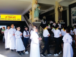 Giáo xứ Phước Hòa: Lễ tổng kết năm học giáo lý 2019 - 2020 và nghi thức lên đường