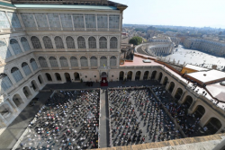 ĐTC Phanxicô: Trở thành người bảo vệ sự sống và trái đất bằng việc chiêm ngắm và chăm sóc nó