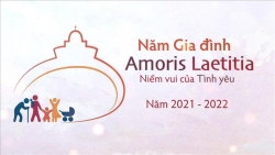 Sứ điệp của Đức thánh cha Phanxicô nhân dịp khai mạc Năm “Gia đình Amoris laetitia”