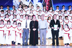 Hội diễn “Thánh Ca Giáng Sinh 2016 - Ca đoàn Thiếu nhi giáo hạt Cam Ranh và Cam Lâm”: Tưng bừng và rộn rã niềm vui