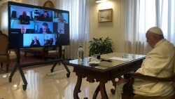 Đức Thánh cha họp trực tuyến với các Hồng y cố vấn