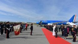 Đức Thánh Cha bắt đầu chuyến tông du đến Malta