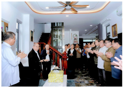 Quý Cha thăm viếng Đức cha Giuse, Đức ông và Quý Cha nghỉ dưỡng.