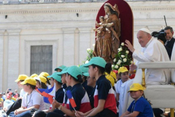 ĐTC Phanxicô kêu gọi sự cộng tác giữa nhà trường và gia đình trong giáo dục