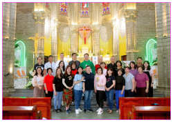 Phái đoàn người Malaysia gồm các tín hữu và linh mục hành hương Năm thánh tại nhà thờ Chánh tòa Nha Trang