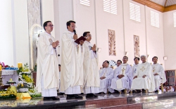 Thánh lễ Tạ ơn của 3 tân linh mục tại giáo xứ Hòa Nghĩa