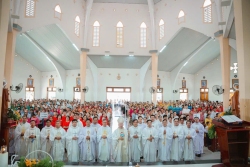 NGÀY HÀNH HƯƠNG CÁC CA ĐOÀN GIÁO PHẬN NHA TRANG