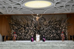 Bài 1: Thiên Chúa nói với con người như nói với những người bạn - CĐ Vatican II