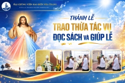 THÁNH LỄ TRAO THỪA TÁC VỤ ĐỌC SÁCH VÀ GIÚP LỄ TẠI ĐẠI CHỦNG VIỆN SAO BIỂN NHA TRANG