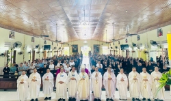 HỌP MẶT LIÊN TU SĨ GIÁO PHẬN NHA TRANG