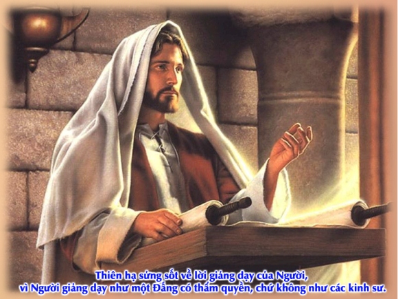 V 2015 CN4TN Mc1 21 28 2