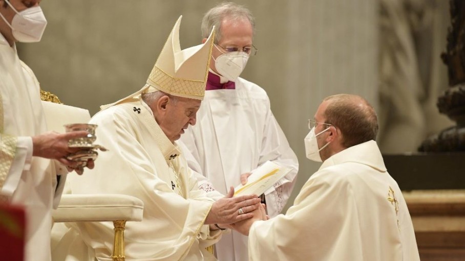 Ngày Thế giới cầu cho ơn gọi lần thứ 58: Đức Thánh Cha truyền chức 9 tân linh mục (25.4.2021)