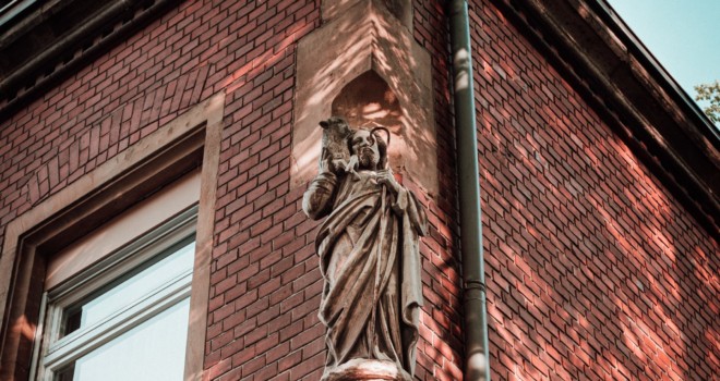 maxim abramov 2 ZvYGscq M unsplash 660x350 1