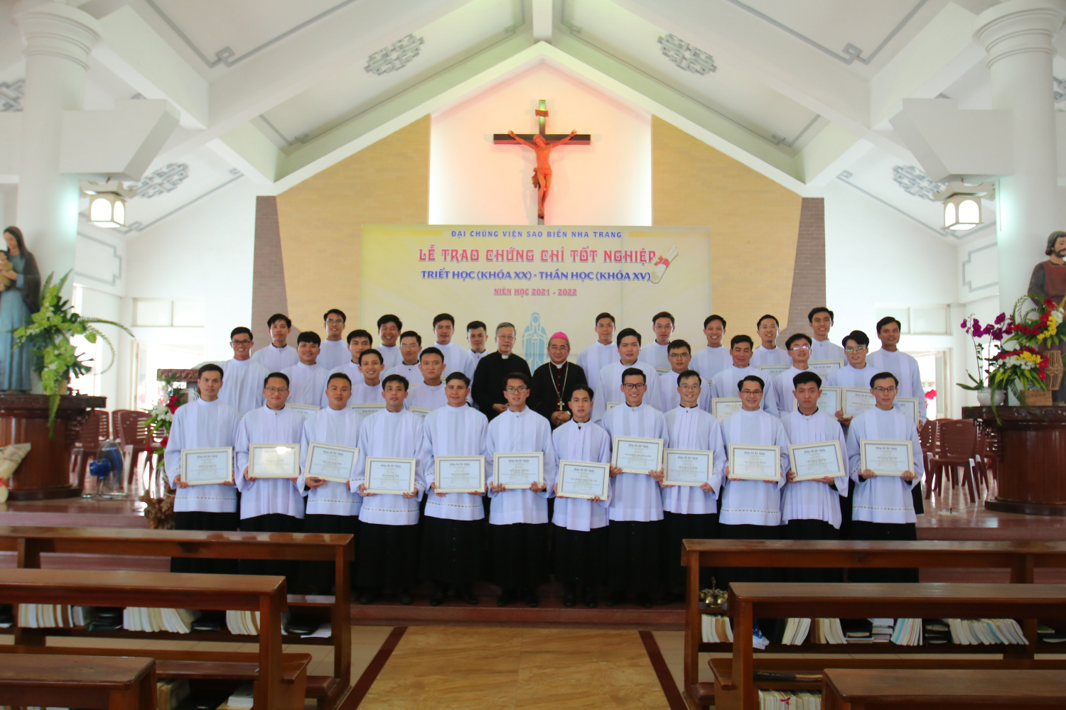 Thánh lễ Bế giảng năm học 2021-2022 tại ĐCV Sao Biển Nha Trang