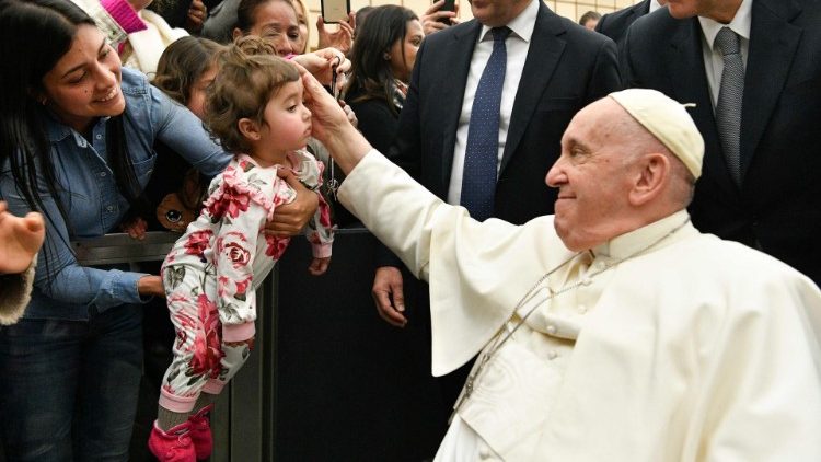 Tiếp kiến chung 11/1: Giáo lý về loan báo Tin Mừng–Ơn gọi tông đồ