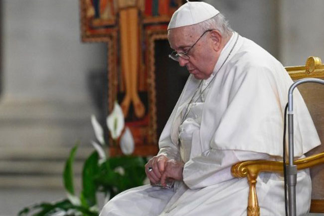 ĐTC Phanxicô: Đừng trở nên quen thuộc với chiến tranh