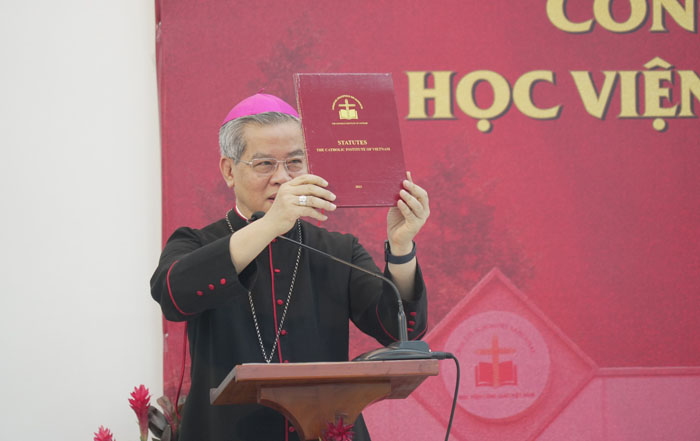 Nghi thức công bố Quy chế mới của Học viện Công Giáo Việt Nam