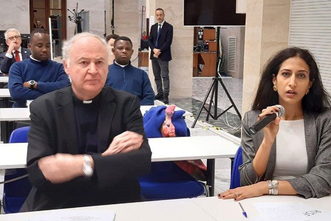 ĐTC Phanxicô: Đặt bệnh nhân vào trung tâm trong nghiên cứu y học