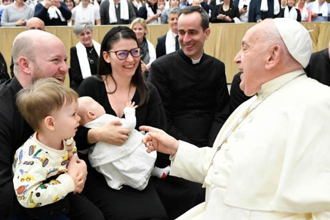 ĐTC Phanxicô nói với tín hữu Hungary: Bình an bắt đầu từ trái tim