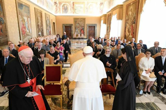 ĐTC Phanxicô mời gọi các nhà khoa học: Hãy hài hòa đức tin và khoa học khi theo đuổi sự thật