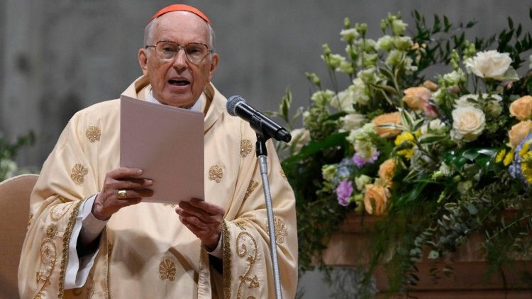 Thông cáo triệu tập Hồng Y Đoàn chuẩn bị Mật Viện