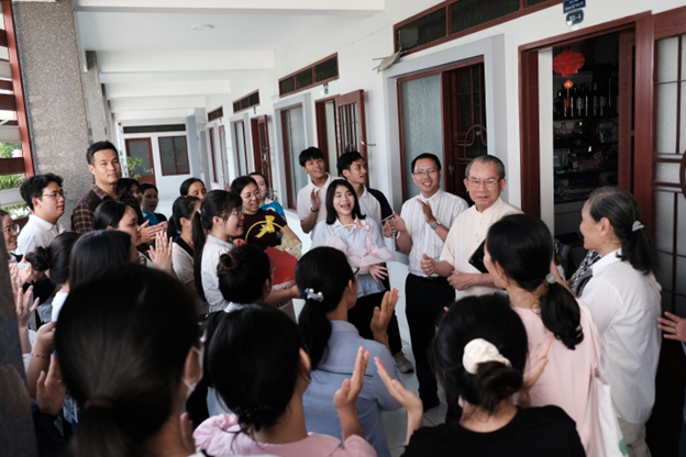 Sinh viên Công Giáo Nha Trang mừng Chúa Phục Sinh 2026