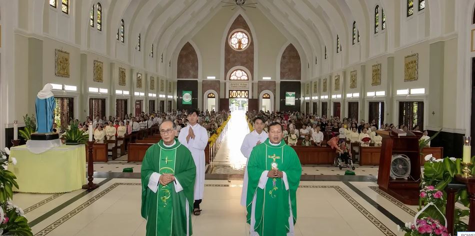 Thánh Lễ Mừng Kính Thánh Gioakim Và Thánh Anna Tại Giáo Xứ Ba Làng